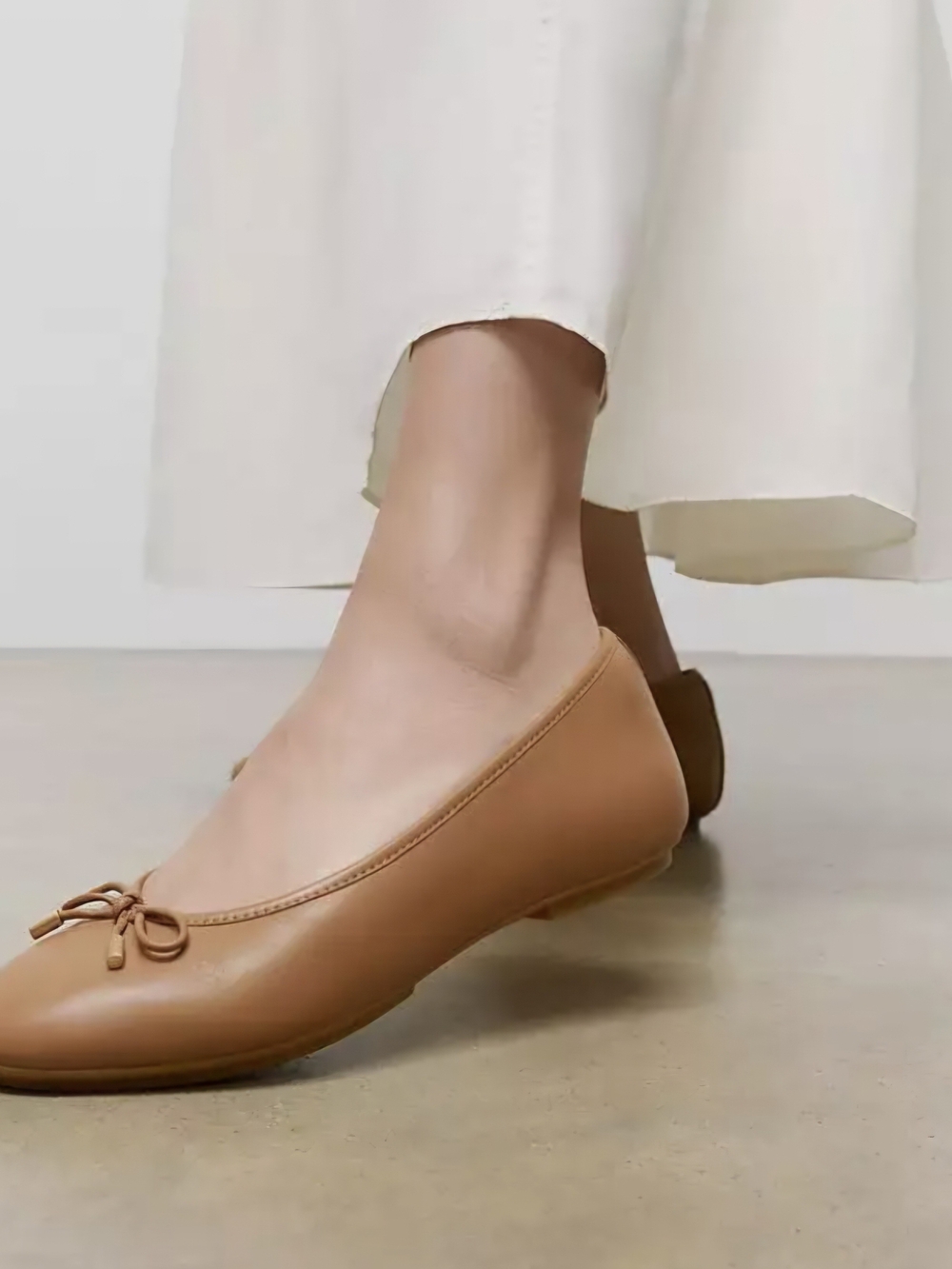 Zara Women's Ballet Flats in Cognac Brown Classic  Home Or Office. 100% Leather